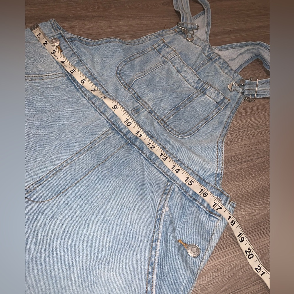 Women's | medium | overall shorts | blue jean 💙 - Picture 3 of 4